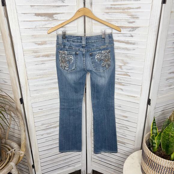 MISS ME JP4738 Women's Fleur De Lis Boot Cut Distressed Jeans Med Wash 27 - Picture 4 of 16